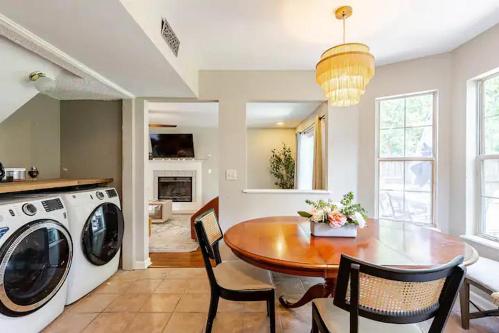 The Halcyon Days North Charleston Villa ภายนอก รูปภาพ